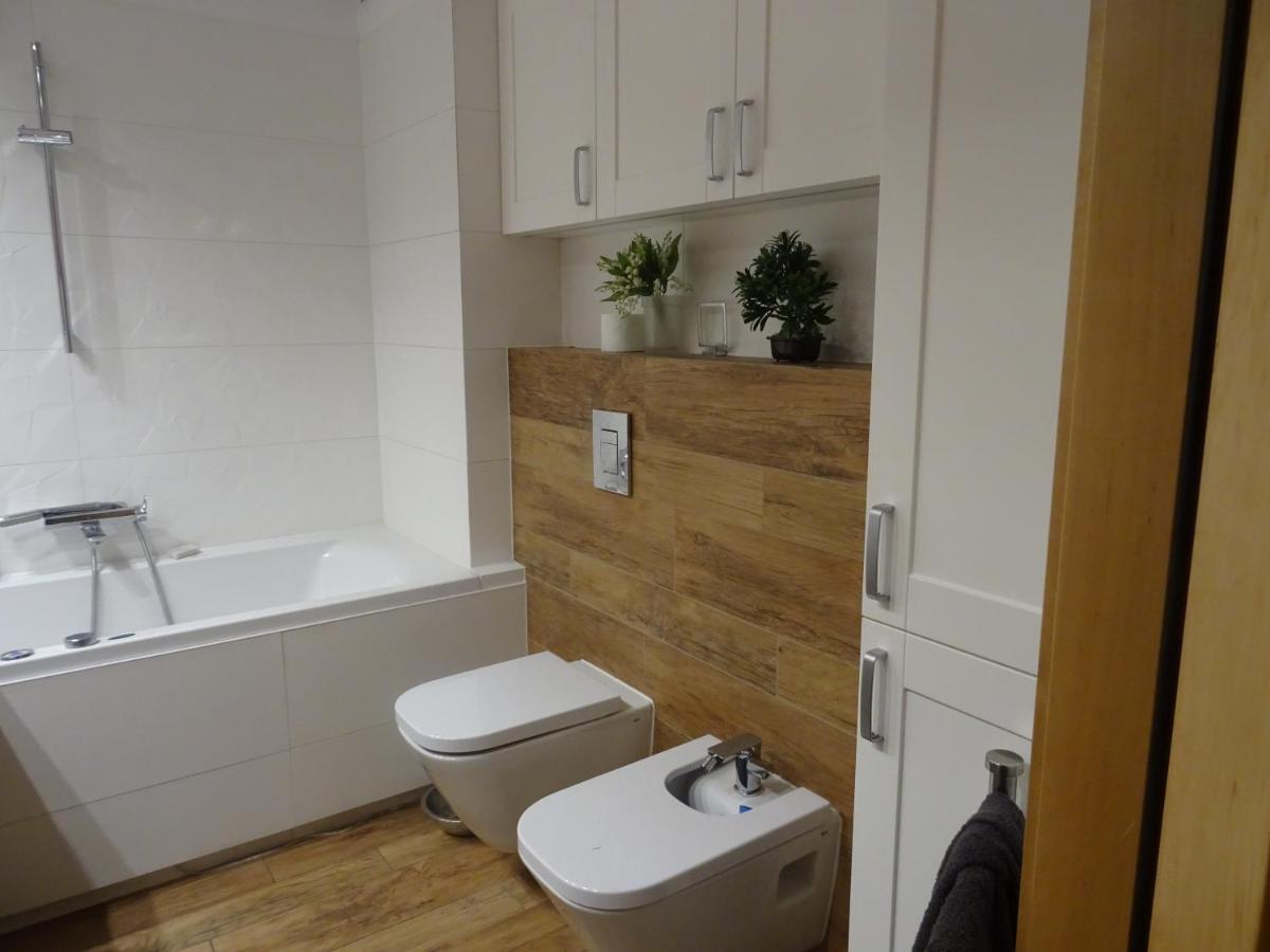 Apartament w centrum, garaż i jakuzzi w cenie Wrocław Zewnętrze zdjęcie